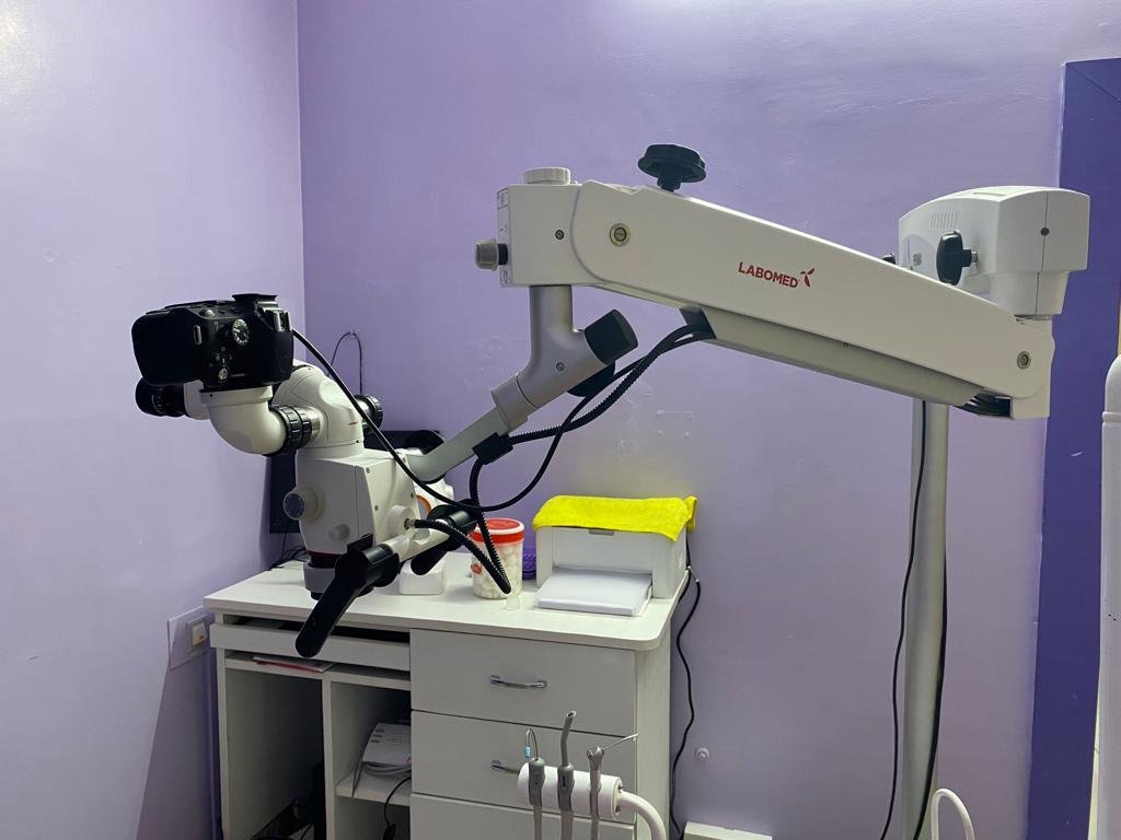 Dental operating microscope used for microscopic dentistry